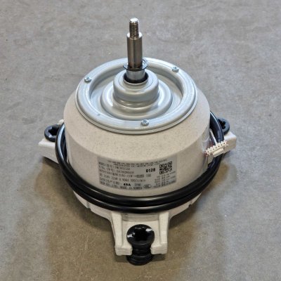 EAU36288418 FLÄKTMOTOR